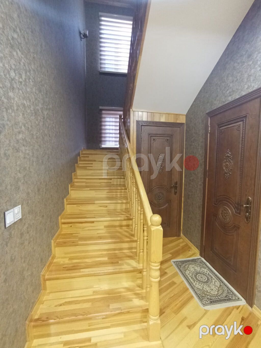 Masazirda 6 sotda 3 mərtəbəli geniş ev — satilir Əvvəl 355 000 — Ev, villa, Masazır (6)