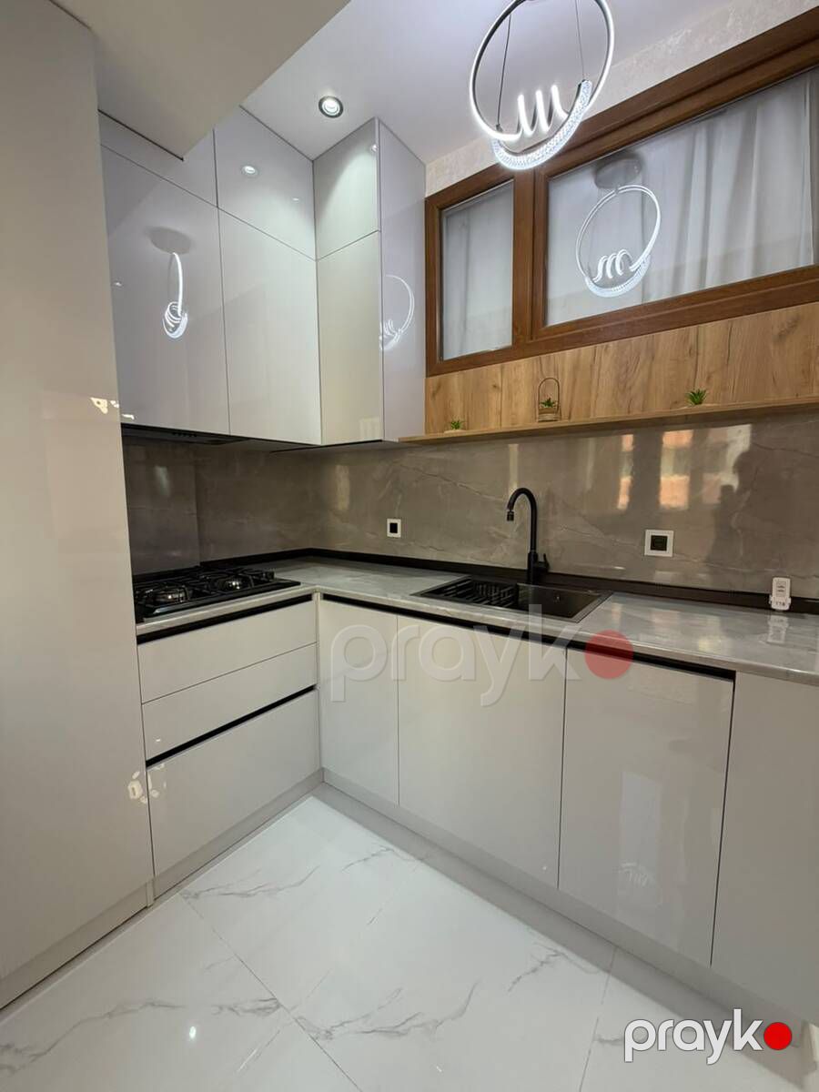 Satılır 2 otaqlı köhnə tikili 65 m² — Mənzil, Bakı (8)