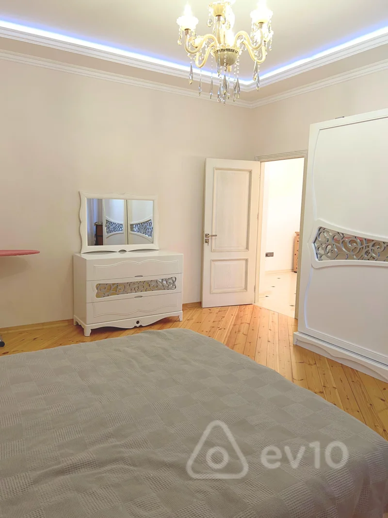 2 otaqlı mənzil, 110 m², Süleyman Vəzirov küçəsi — kirayə — Mənzil, Bakı (4)
