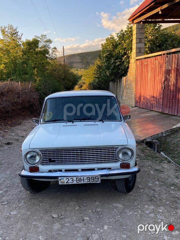 Lada (VAZ) 21011, 1.3 L, 1985 il, 100 000 km — Avtomobillər, Şəki (3)
