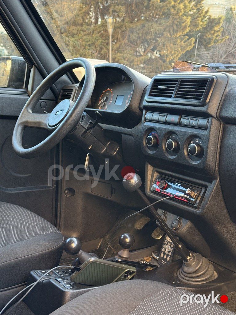 Lada (VAZ) Niva, 1.7 L, 2025 il, 12 500 km — Avtomobillər, Bakı (10)