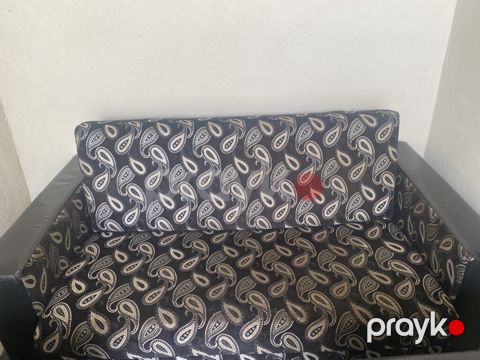 1 ədəd divan + kreslolar satılır. Təmiz və səliqəli vəziyyətdədir — Xırdalan