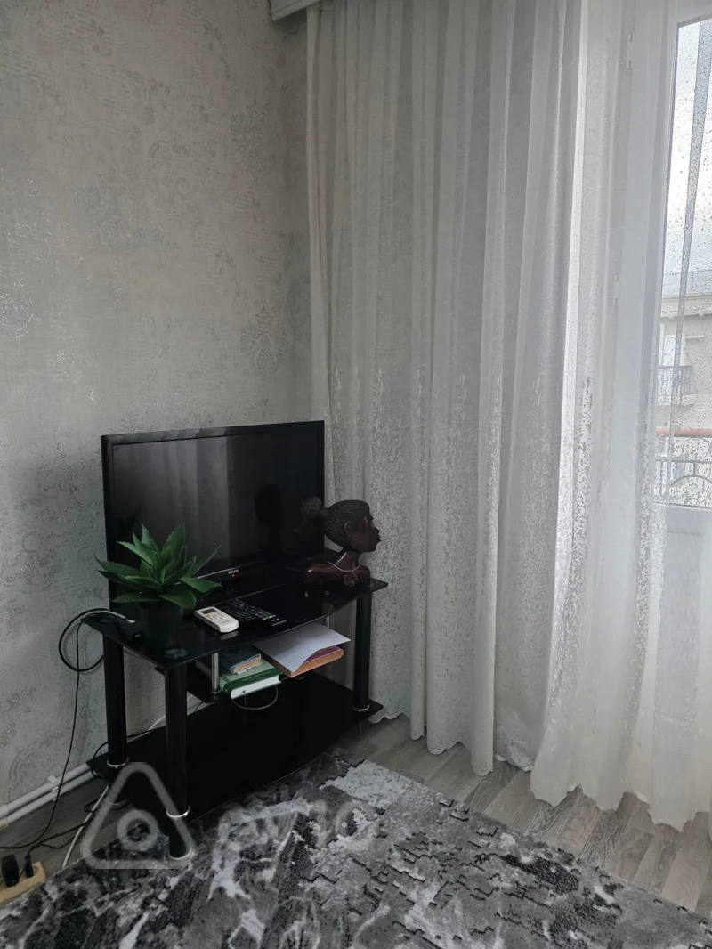 2 otaqlı mənzil, 50 m², Xaqani küç. — kirayə — Mənzil, Bakı (4)