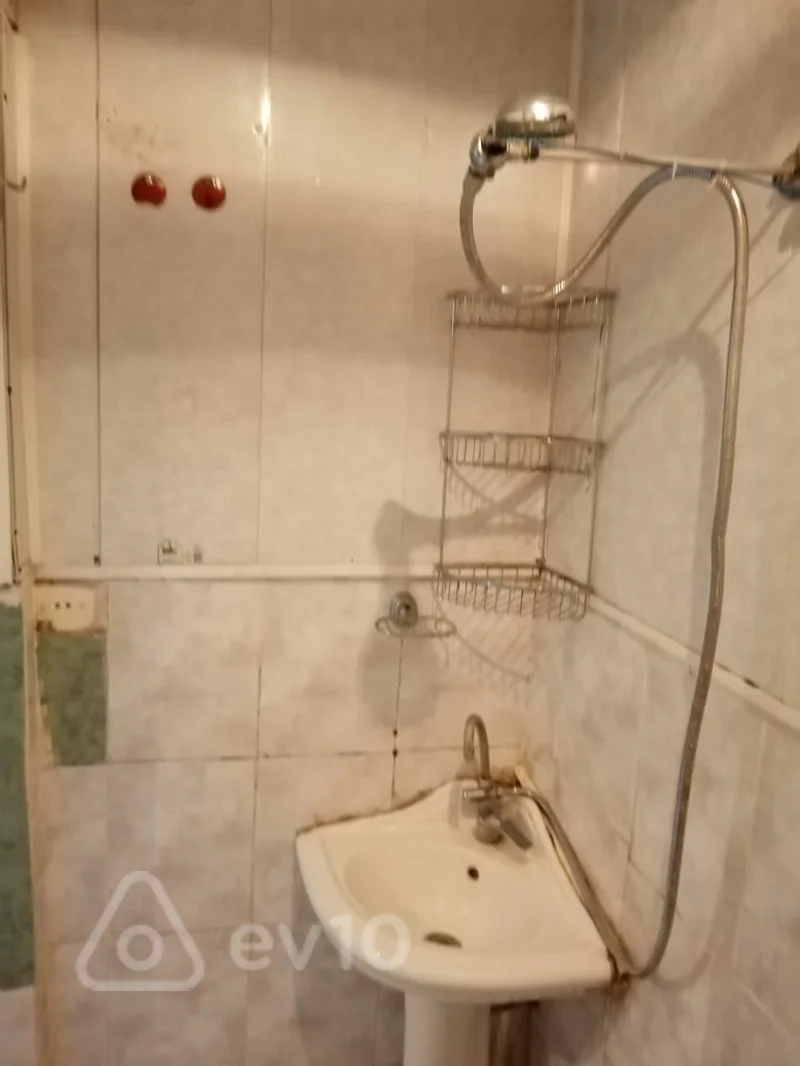 1 otaqlı həyət evi, 36 m², 28 May — kirayə — Ev, villa, Bakı (6)