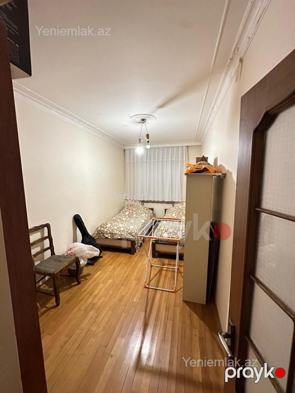 Satılır 4 otaqlı Bina evi menzil (Köhnə tikili), 100 m², Yasamal rayonu — Mənzil, Bakı (5)