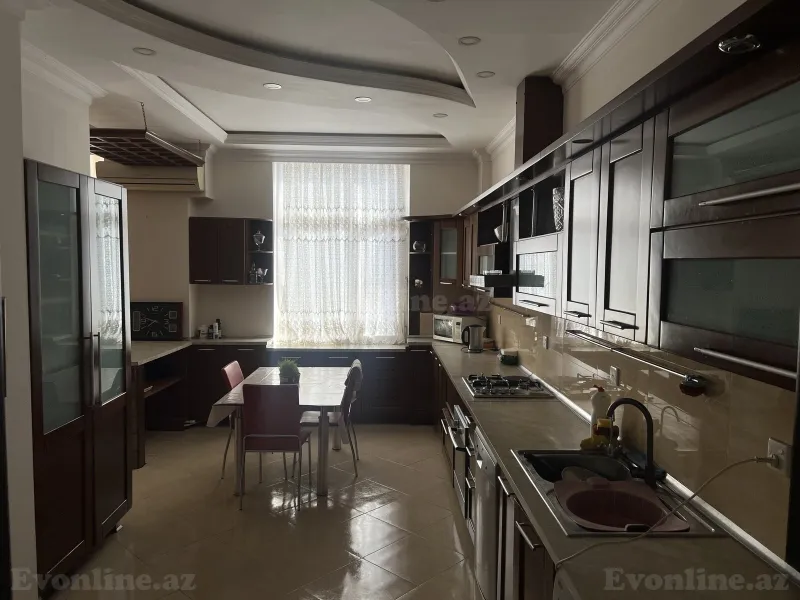 Satılır 4 otaqlı Mənzil Yeni tikili 154 m² Bakı, Yasamal r., Elmlər Akademiyası m — Mənzil, Bakı (5)