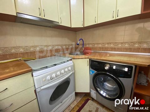 Xətai rayonunda 3 otaqlı Köhnə tikili Kirayə verilir, 60 m² — Bakı