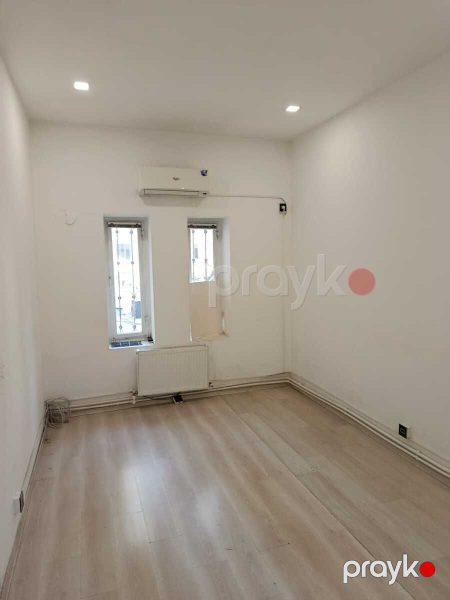 İcarəyə verilir 8 otaqlı ofis 160 m² — Ofis, Bakı (11)