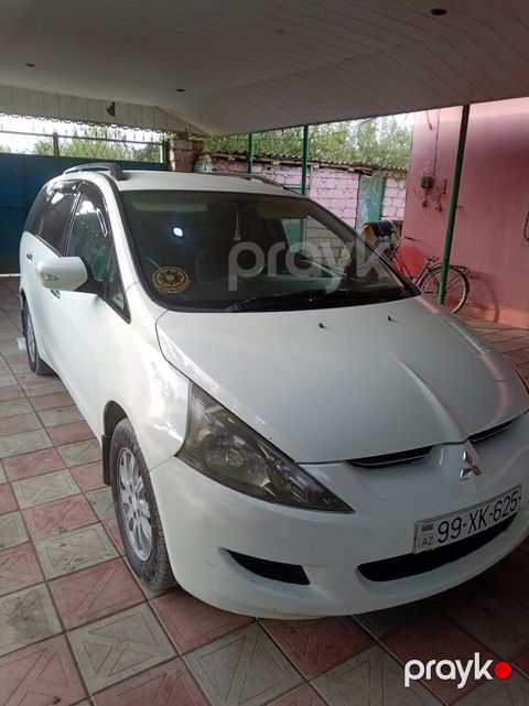 Mitsubishi Grandis, 2.4 L, 2005 il, 410 000 km — Ağcabədi