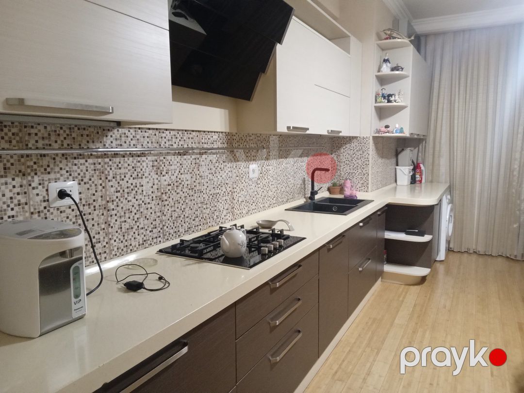 Satılır 3 otaqlı köhnə tikili 120 m² — Mənzil, Bakı (7)