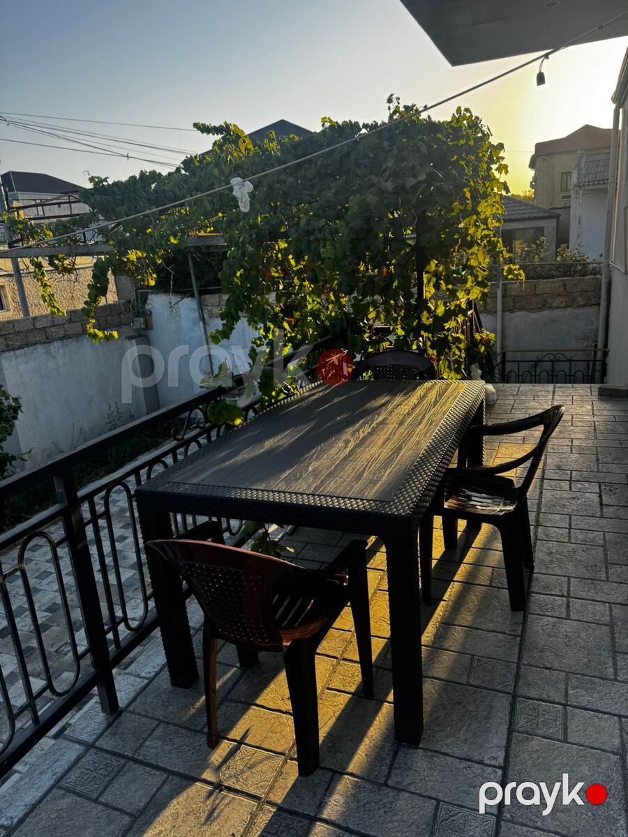 Satılır 3 otaqlı həyət evi/bağ evi 130 m² — Ev, villa, Bakı (2)