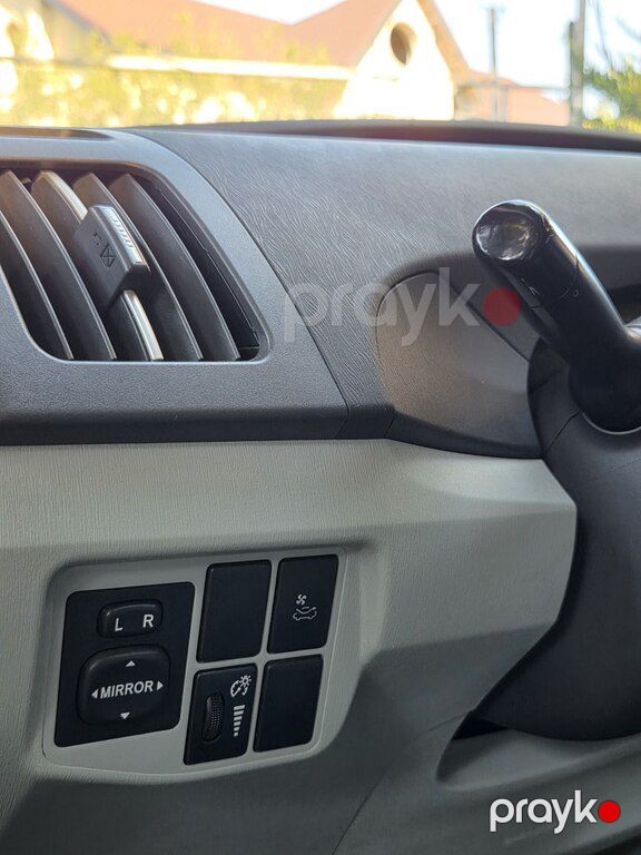 Toyota Prius, 1.8 L, 1.3 kWh, 2010 il, 384 000 km — Avtomobillər, Bakı (12)