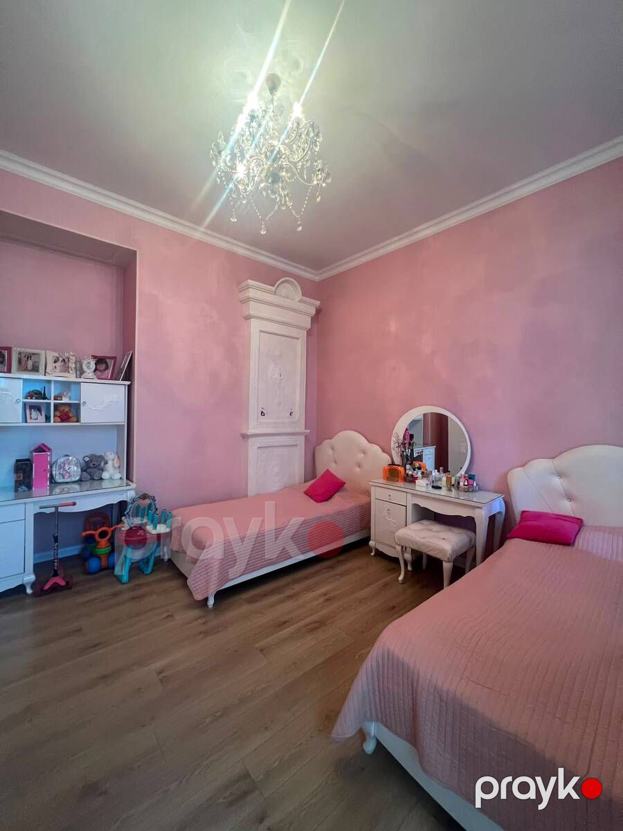 Satılır 4 otaqlı köhnə tikili 135 m² — Mənzil, Bakı (12)