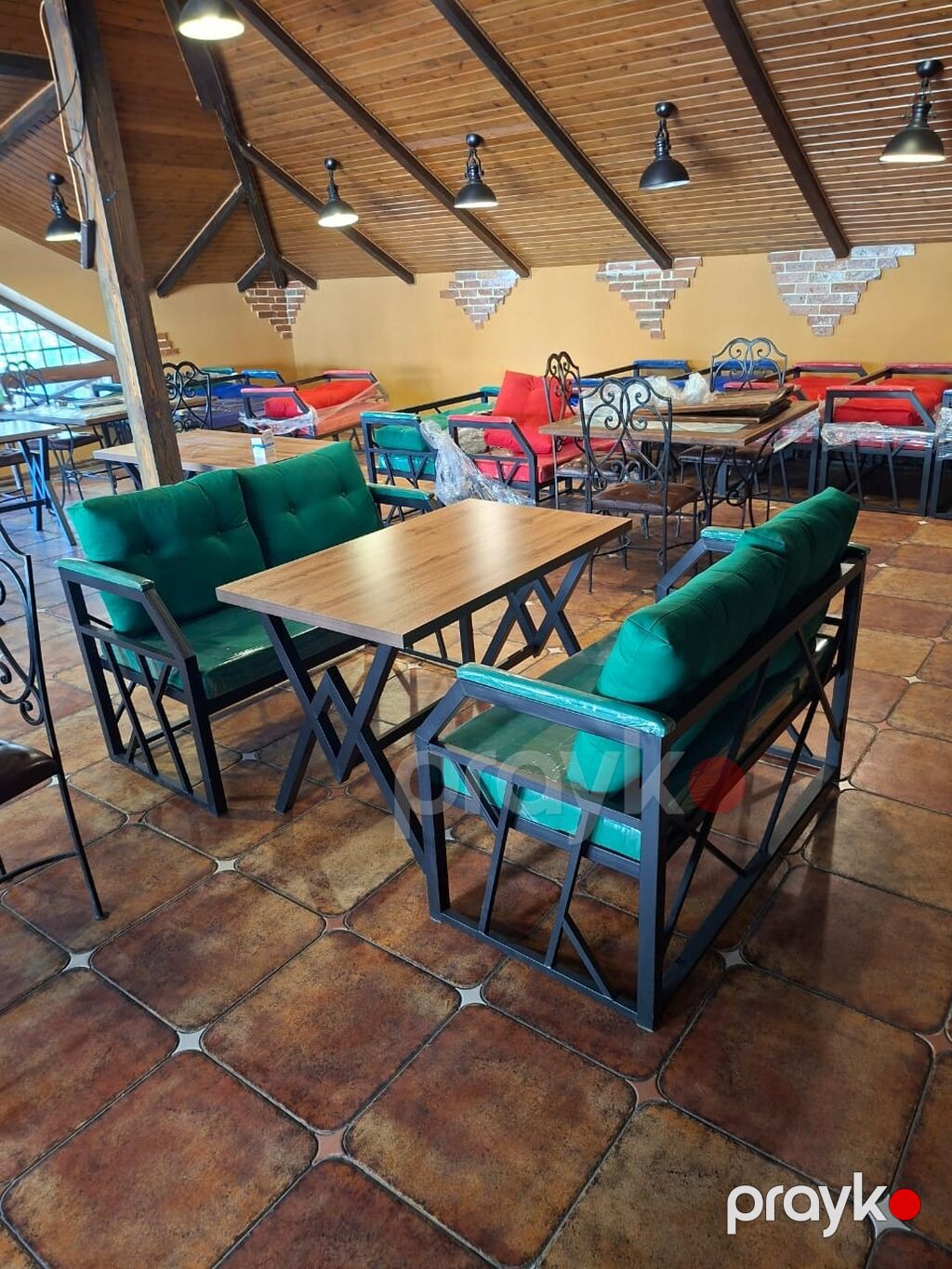 Metal karkaslı oturma dəsti – restoran, kafe, teras və bağ məkanları — Mobilya dəstləri, Bakı (4)
