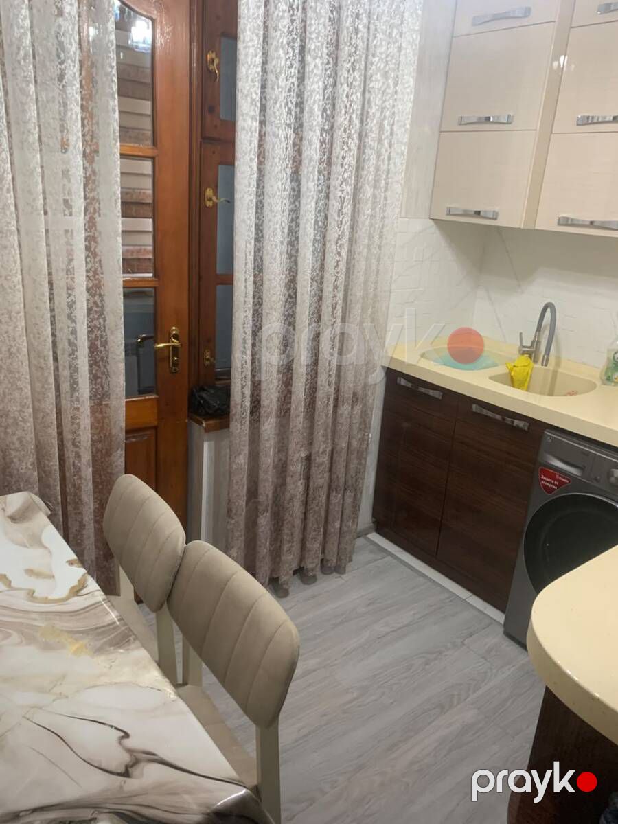 Satılır 2 otaqlı köhnə tikili 60 m² — Mənzil, Bakı (3)