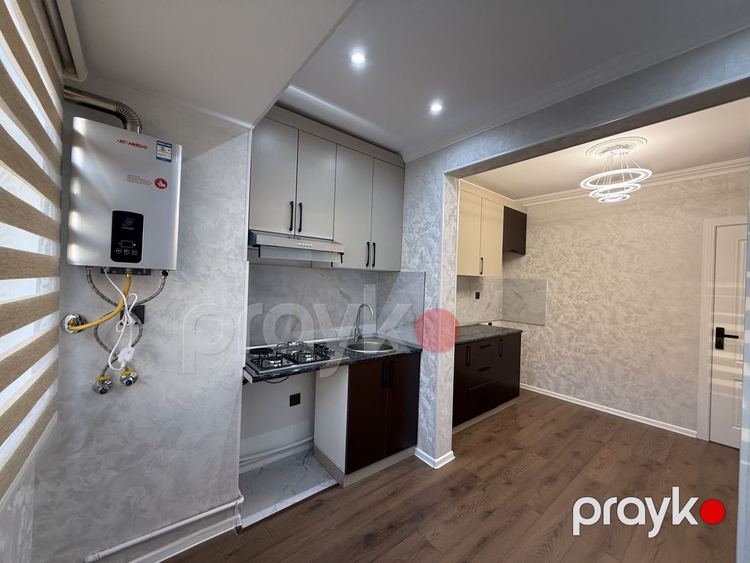 Satılır 2 otaqlı köhnə tikili 60 m² — Mənzil, Bakı (10)