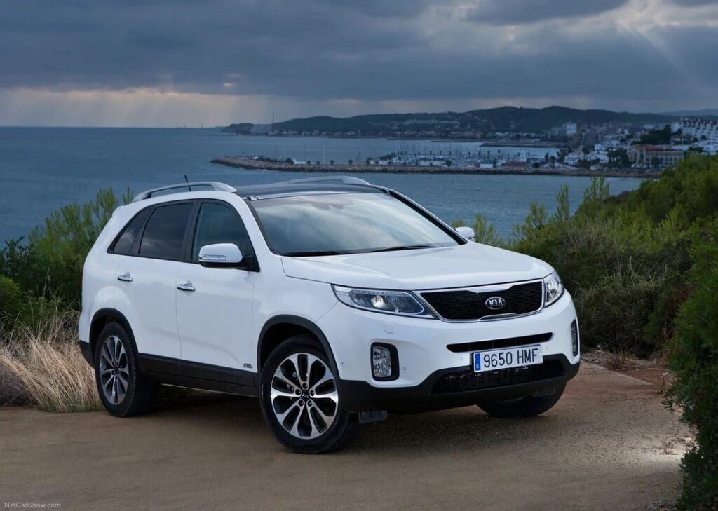 Kia Sorento II (XM restaylinq, 2012–2015) modeli üçün ideal bagaj — Avtomobil xalıları və aksesuarları, Bakı (2)