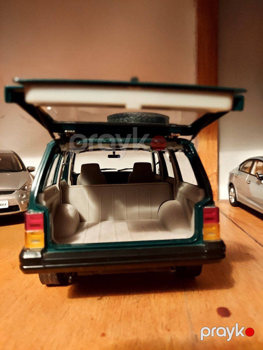 Jeep Grand Cherokee modeli — Kolleksiyalar, Bakı (6)