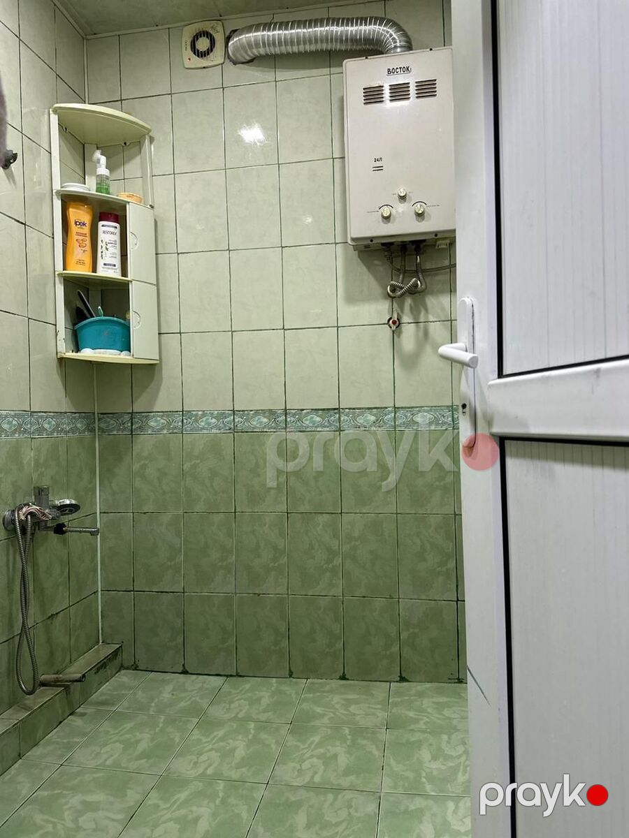 Satılır 2 otaqlı köhnə tikili 58 m² — Mənzil, Bakı (6)