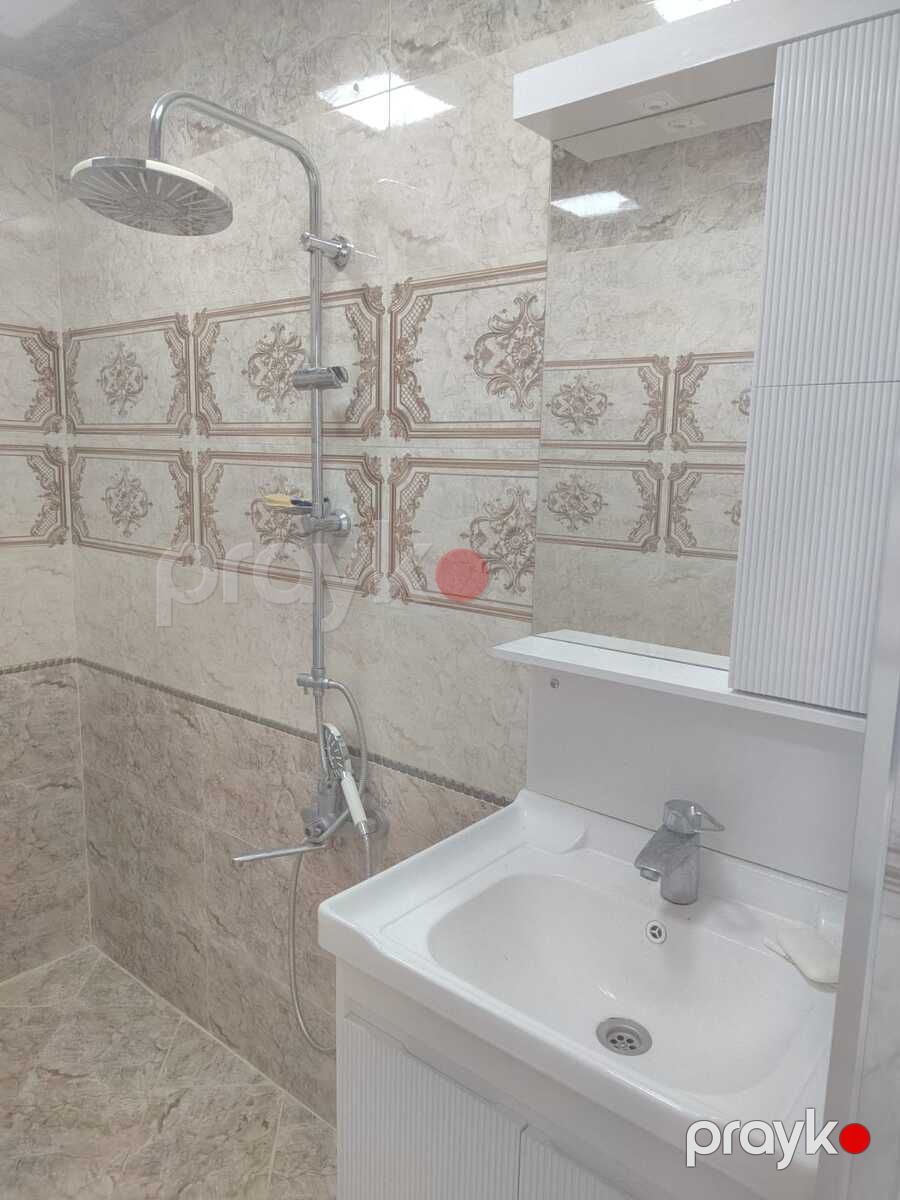 Satılır 2 otaqlı köhnə tikili 70 m² — Mənzil, Bakı (8)
