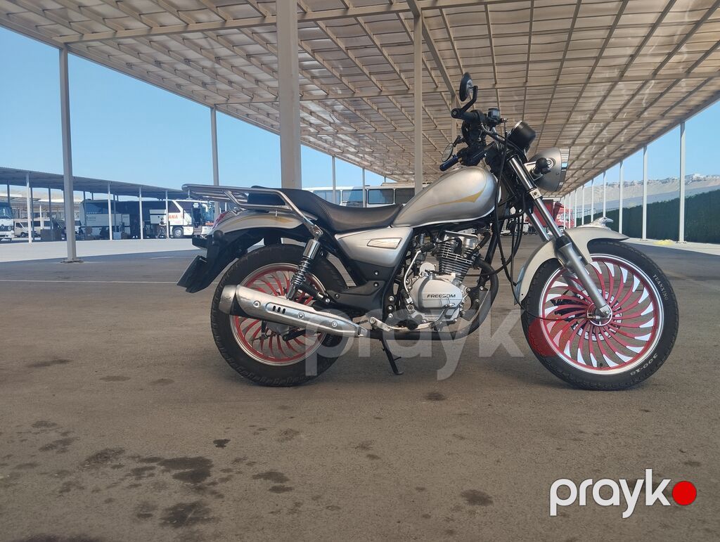 CH 125. Motosiklet – kruizer tipli, tək silindrli benzin mühərrikli — Motosikletlər, Güzdək (4)
