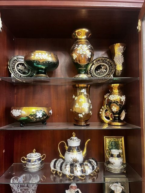 Çay dəsti, rəng - Qızılı, Xrustal, 6 nəfərlik — Столовая посуда