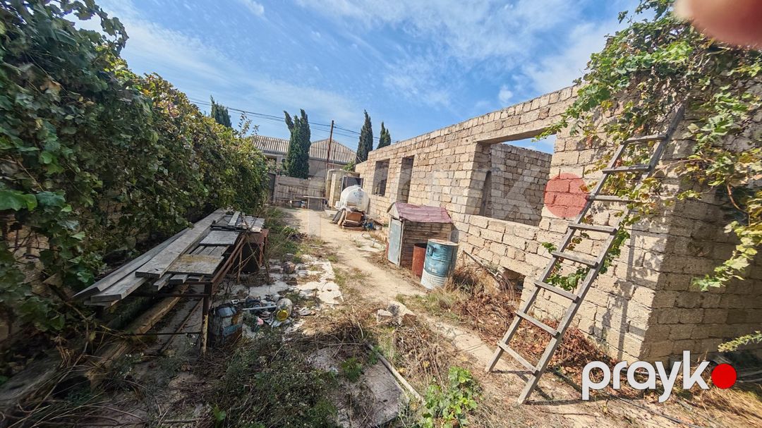 Satılır 3 otaqlı həyət evi/bağ evi 1000 m² — Ev, villa, Bakı (4)