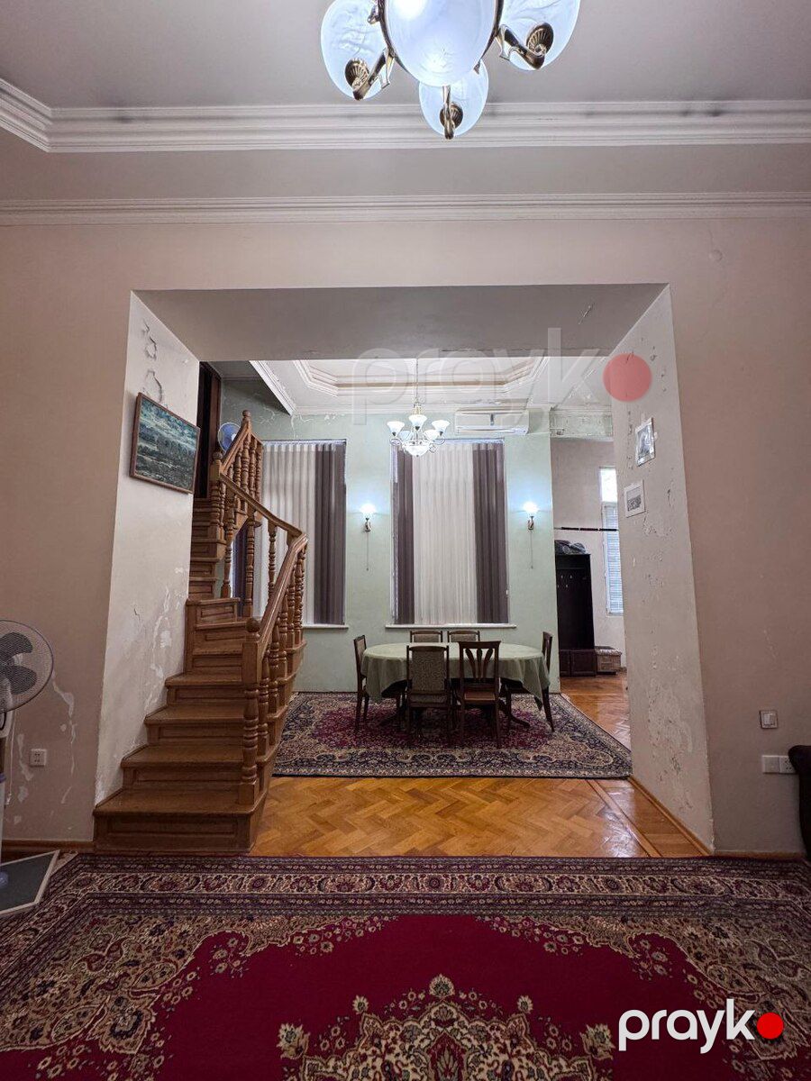 Satılır 4 otaqlı köhnə tikili 110 m² — Mənzil, Bakı (2)