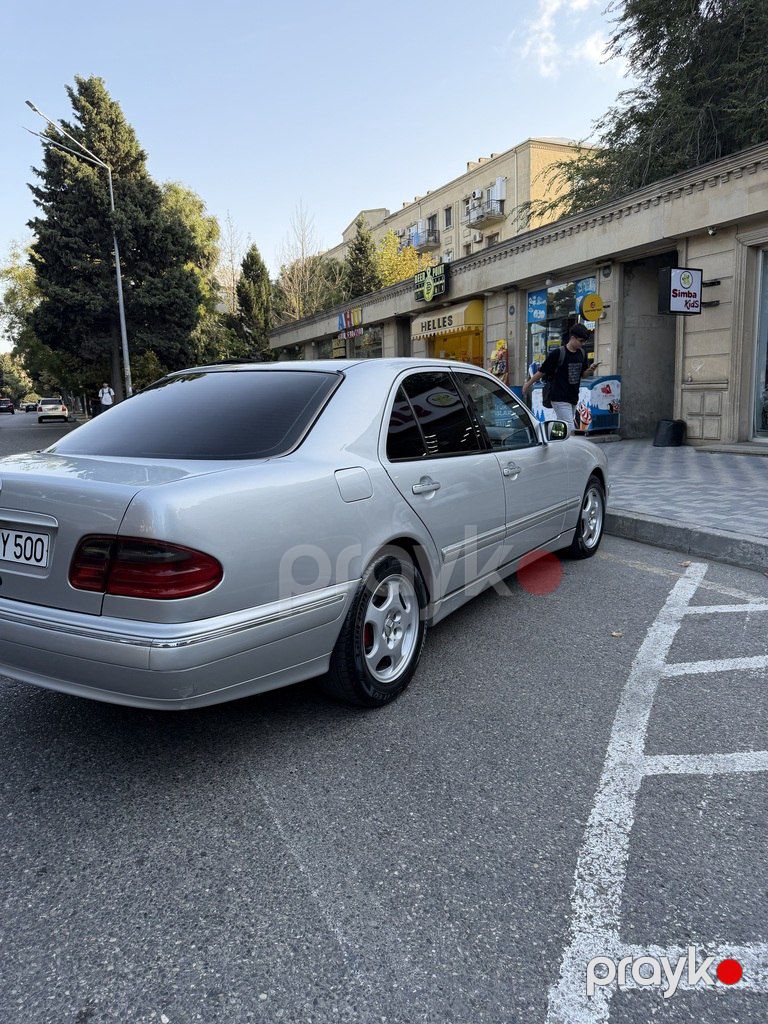Mercedes E 200, 2.2 L, 2001 il, 460 000 km — Avtomobillər, Bakı (4)