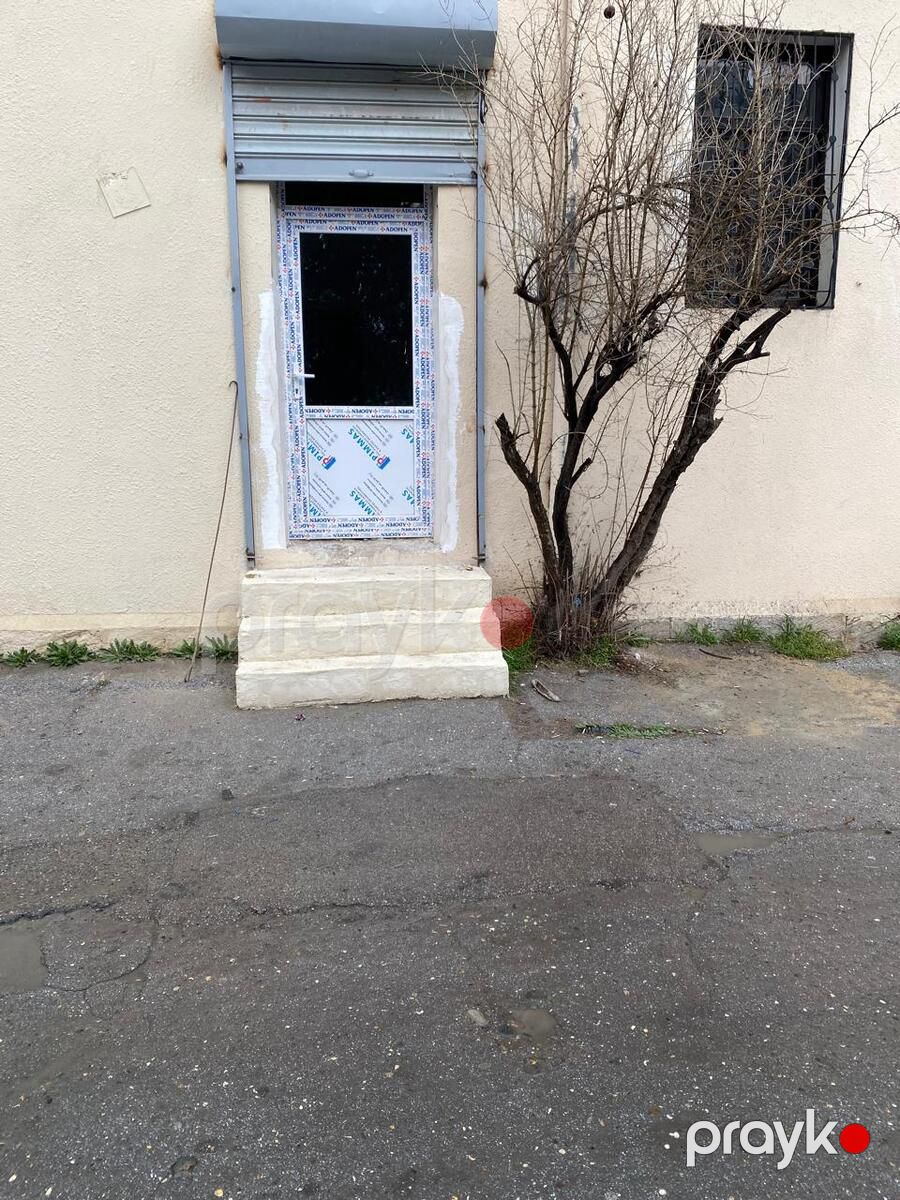 Satılır 9 otaqlı köhnə tikili 100 m² — Mənzil, Bakı (10)