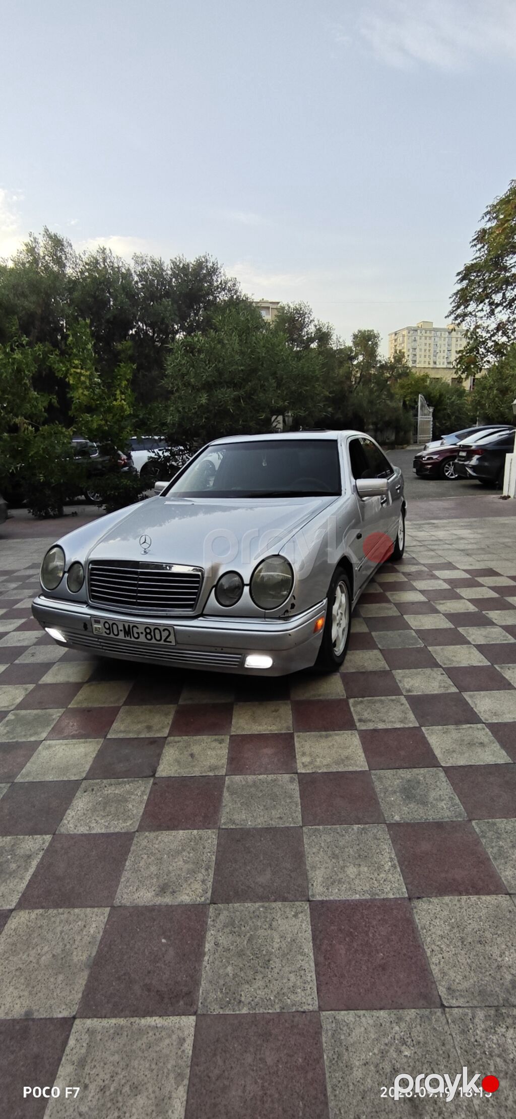 Mercedes-Benz E-Class (W210) sedan - Kuzov: 4 qapılı sedan, gümüşü — Avtomobillər, Bakı (2)