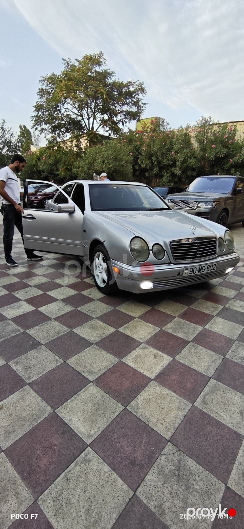 Mercedes-Benz E-Class (W210) sedan - Kuzov: 4 qapılı sedan, gümüşü — Avtomobillər, Bakı (3)