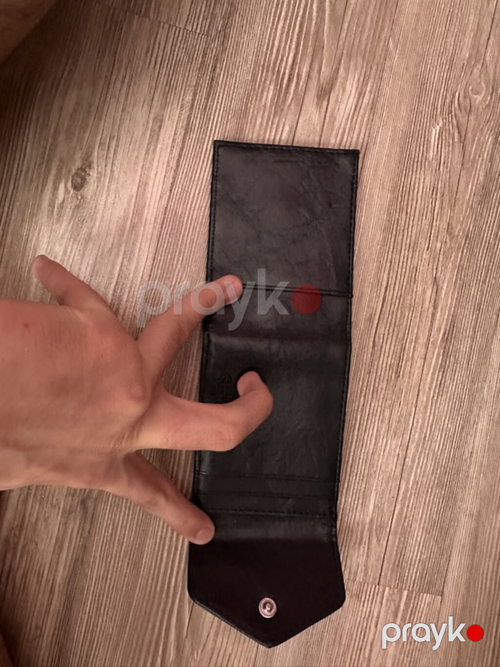 Minimalist kartlıq/cüzdan - Material: qara rəngli süni dəri — Cüzdanlar və vizit kartlıqları, Bakı (3)