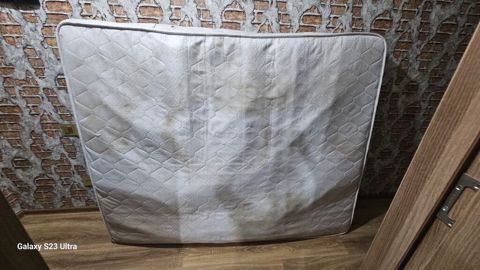 Matras 160/2 Qiymet 15 azn Unvan Yasamal Mida Z — Bakı
