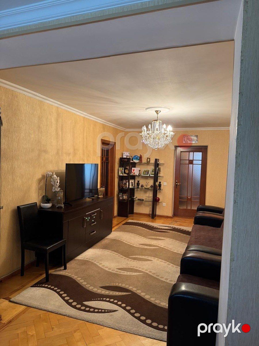 Satılır 4 otaqlı köhnə tikili 80 m² — Mənzil, Bakı (3)