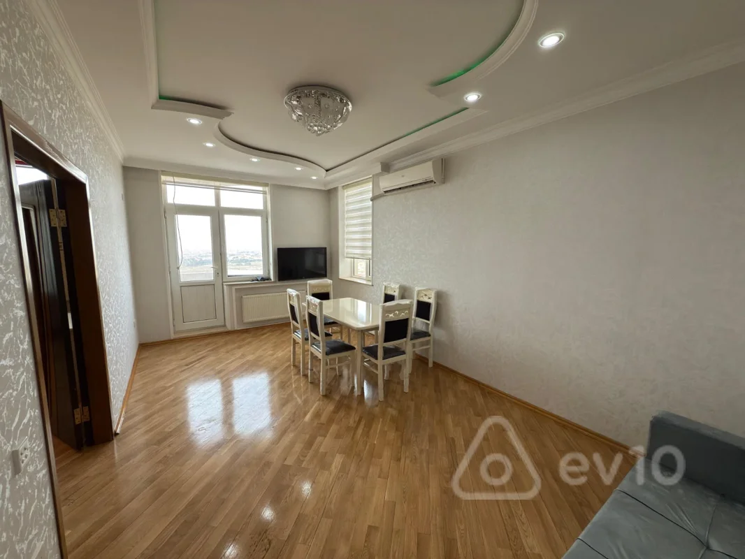 3 otaqlı mənzil, 85 m², Əhmədli metrosunun çıxışı — Bakı