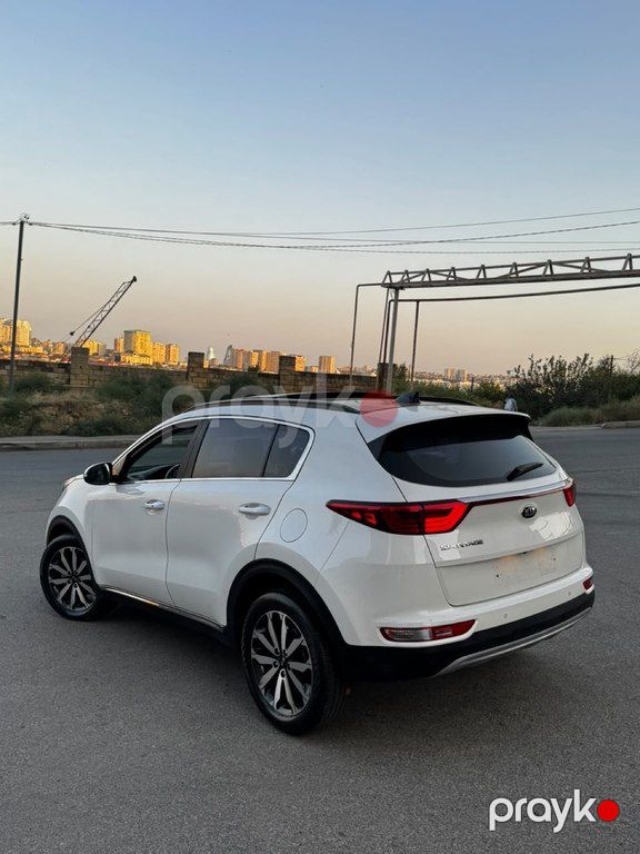 Kia Sportage, 1.7 L, 2017 il, 200 000 km — Avtomobillər, Bakı (5)