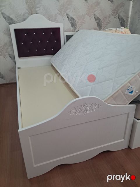 Ölçü: təxmini 90×190 sm tək çarpayı Matrassız - 100 AZN Matrasla — Digah