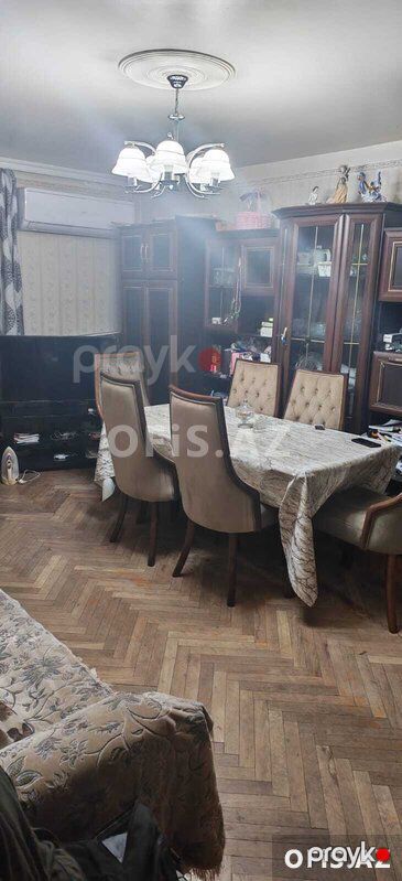 Köhnə tikili Satılır Nəsimi r., 3 otaq, 70 m² — Bakı
