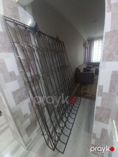 Metal balkon pəncərə barmaqlığı - Material: qalın dəmir profillərdən — Mingəçevir