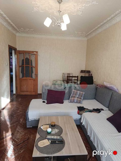 İcarəyə verilir 2 otaqlı köhnə tikili 55 m² — Bakı