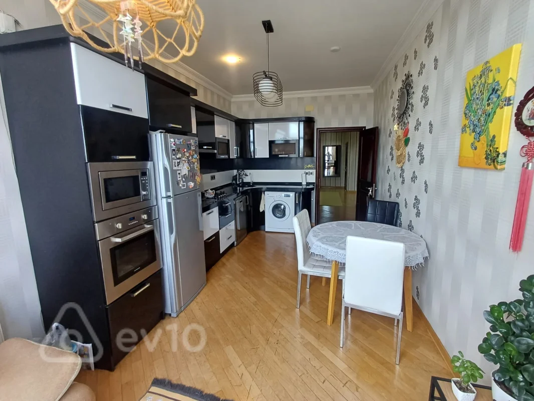 3 otaqlı mənzil, 123 m², Azər Əliyev küçəsi — Mənzil, Bakı (9)