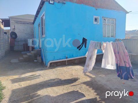 Həyət evi, Binəqədi qəs — Bakı