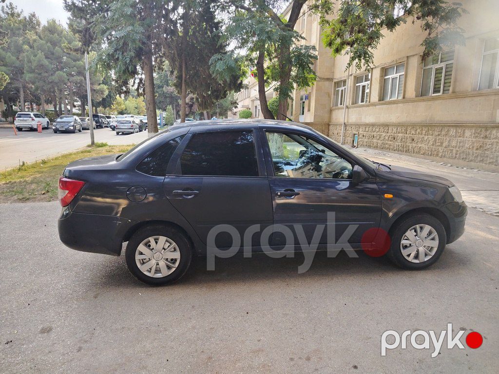 Lada (VAZ) Granta, 1.6 L, 2013 il, 415 000 km — Avtomobillər, Bakı (4)