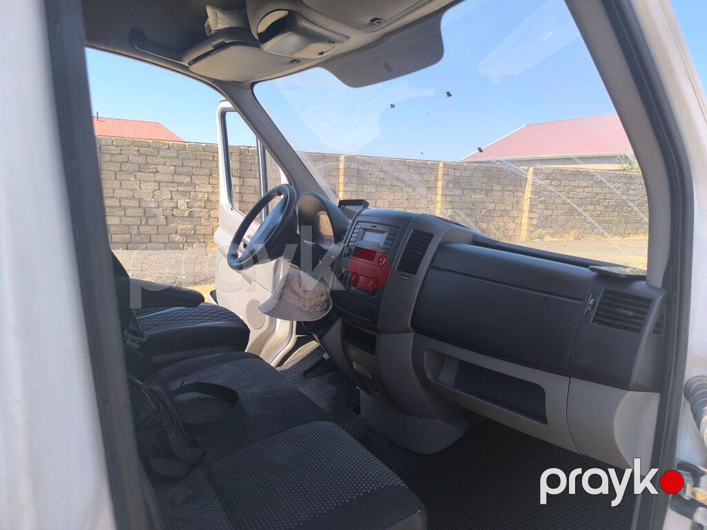 Mercedes-Benz Sprinter: 2.2 l 2016 il Van body type — Avtomobillər, Bakı (4)