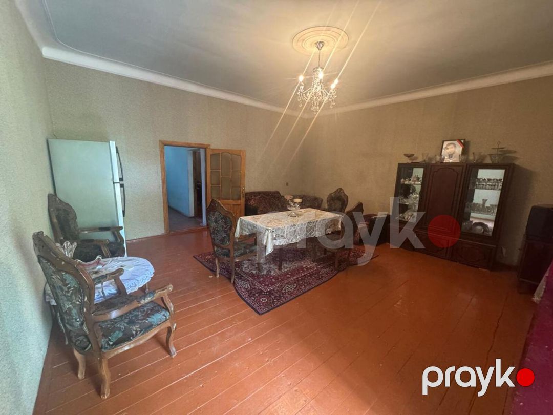 Satılır 2 otaqlı köhnə tikili 100 m² — Mənzil, Bakı (2)