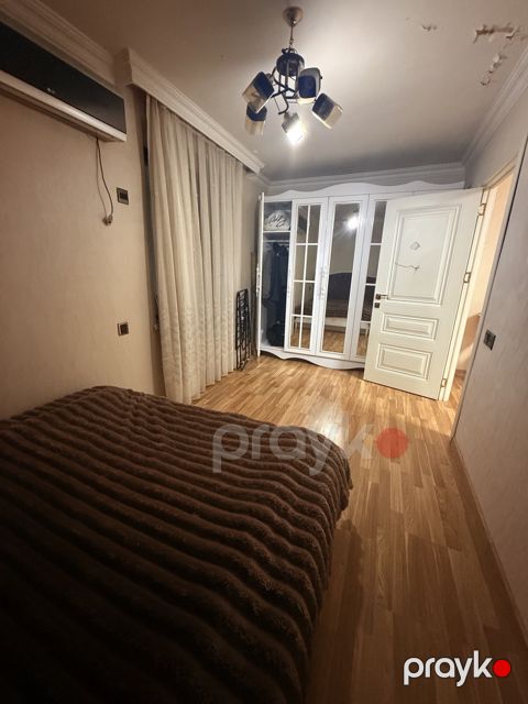 Satılır 2 otaqlı köhnə tikili 44 m² — Bakı