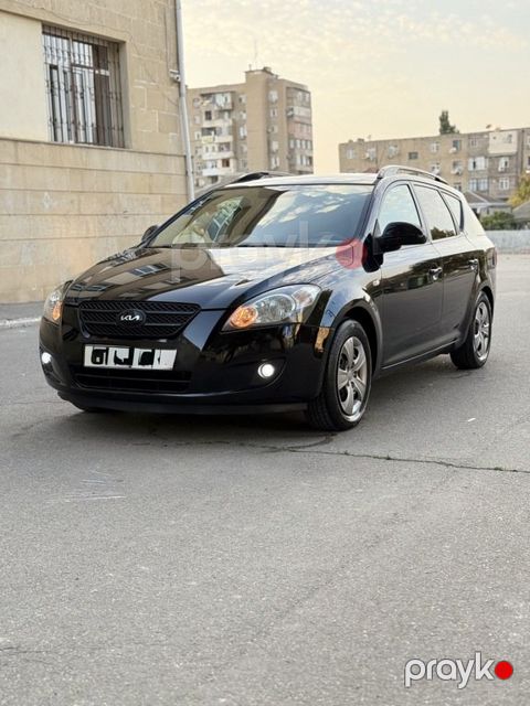 Kia Ceed SW, 1.6 L, 2007 il, 340 000 km — Bakı