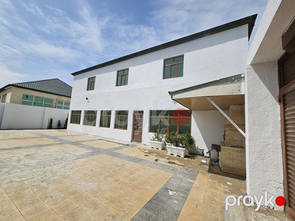 Satılır 4 otaqlı həyət evi/bağ evi 250 m² — Ev, villa, Bakı (5)
