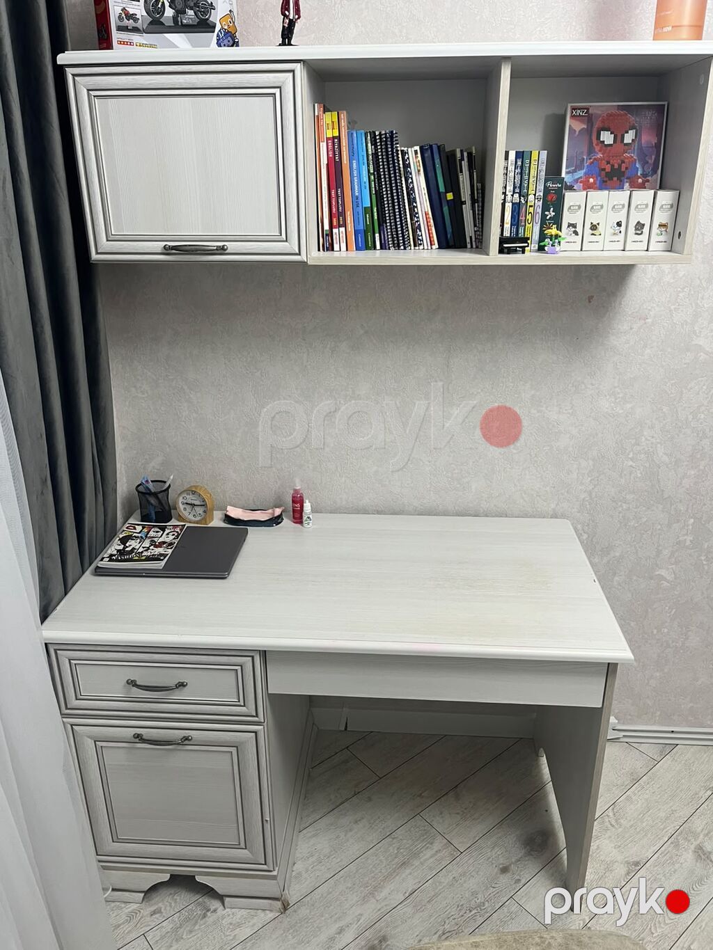 Embawood dəstidir. 3ü bir arada Yazı masası, Komod, Kitab rəfi. Real — Ofis mebeli, Bakı (2)